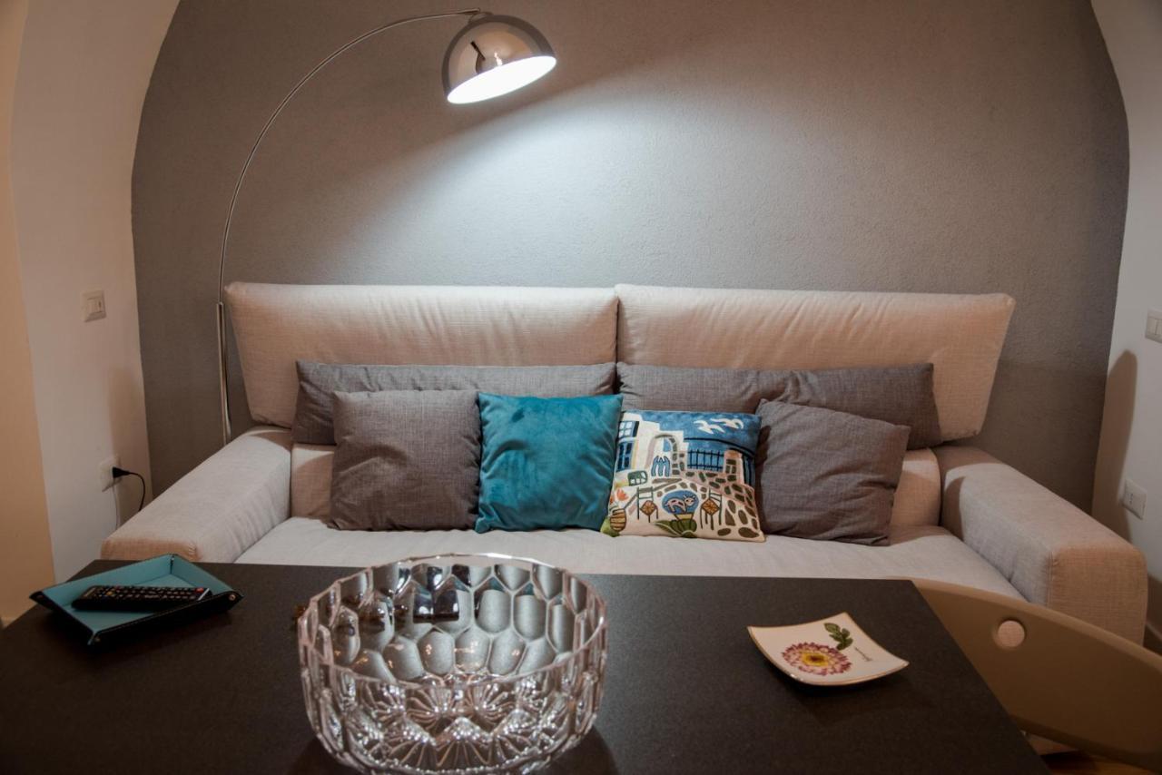 Bed and Breakfast La Dimora Del Barone Salerno Exterior foto